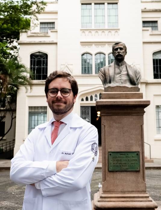 Dr. Rafael Nascimento Vilares